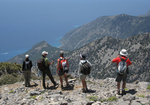 Wandern auf Kreta: Blick vom Zanarokefala aufs Meer